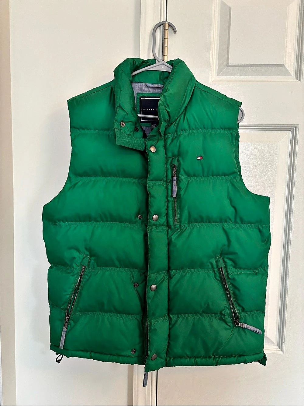 NWOT Menβs Tommy Hilfiger Puffer Vest